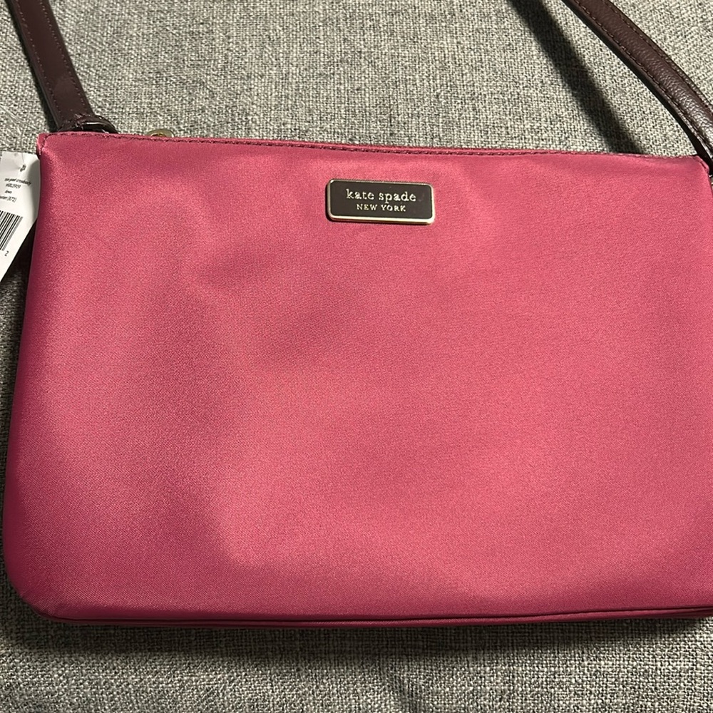 New kate spade triple gusset crossbody